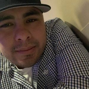 Meet your Posher, Román